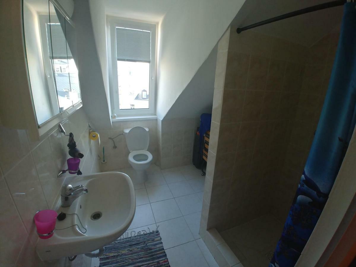 KV APARTMANS Varšavská Karlovy Vary Exteriér fotografie