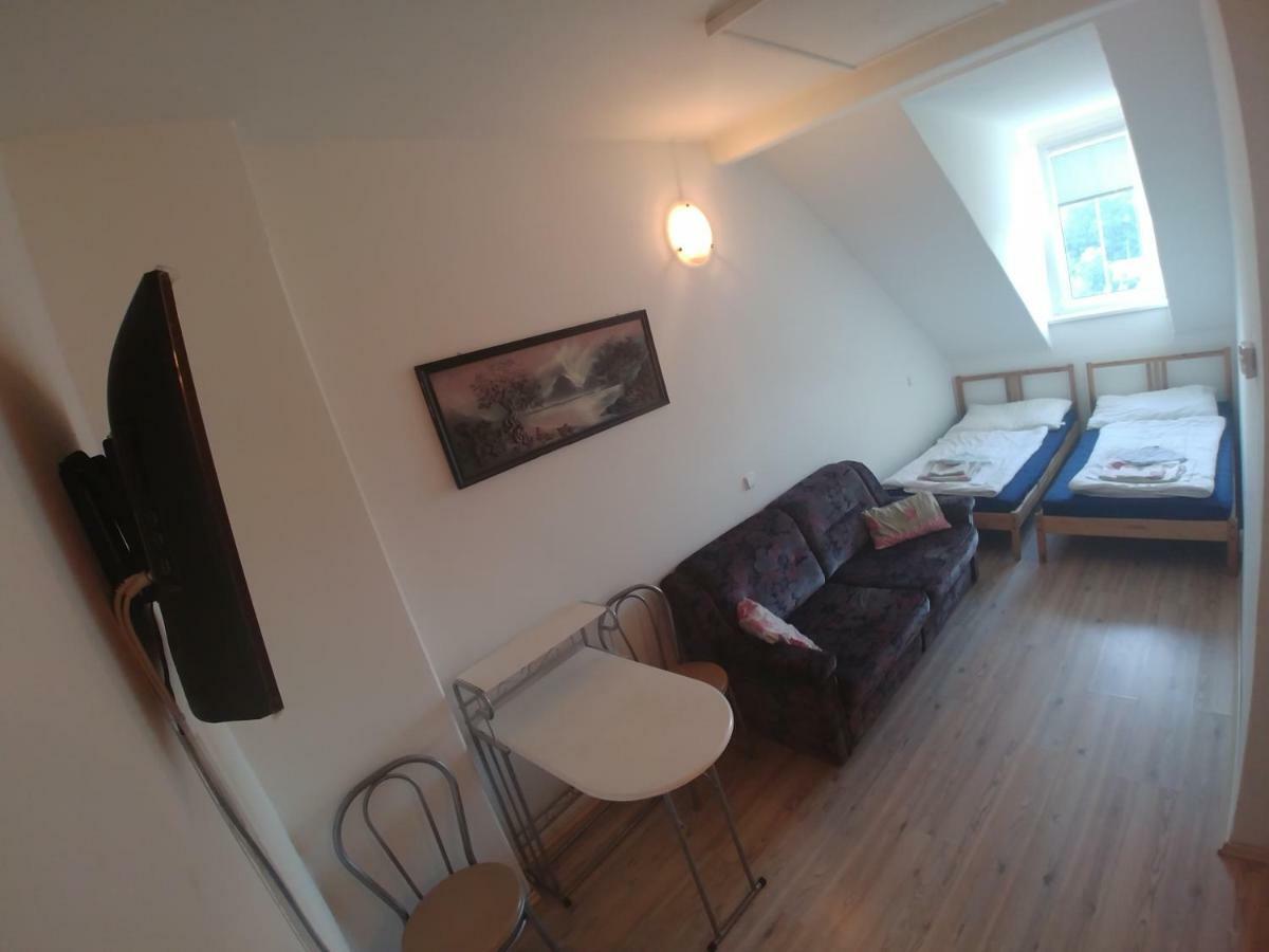 KV APARTMANS Varšavská Karlovy Vary Exteriér fotografie