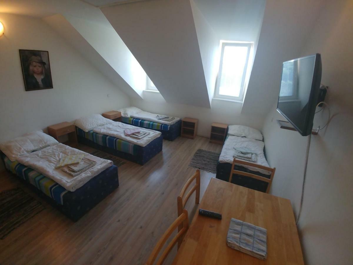 KV APARTMANS Varšavská Karlovy Vary Exteriér fotografie