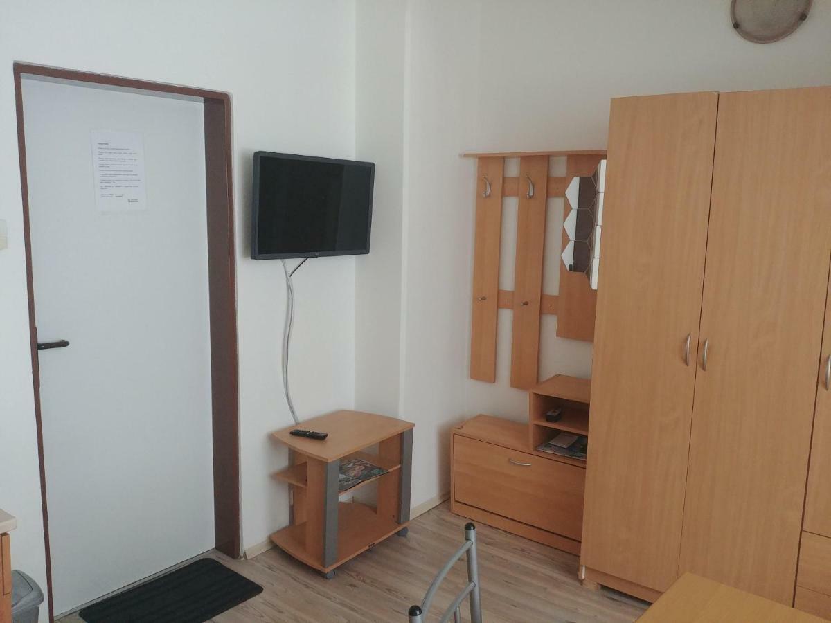 KV APARTMANS Varšavská Karlovy Vary Exteriér fotografie