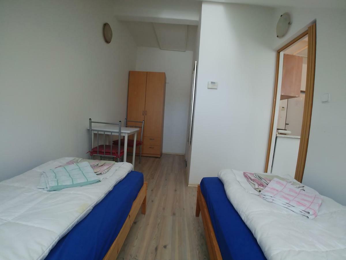 KV APARTMANS Varšavská Karlovy Vary Exteriér fotografie