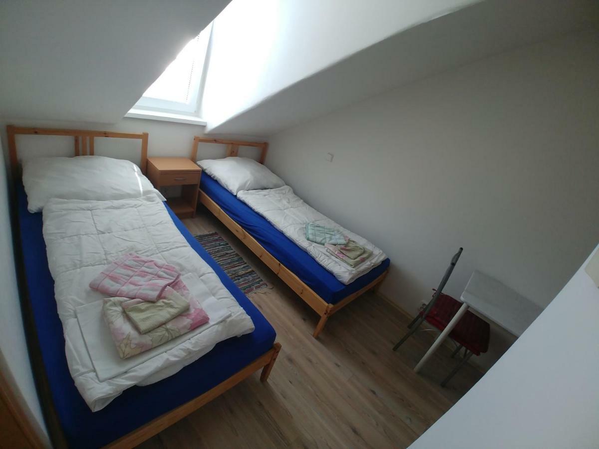 KV APARTMANS Varšavská Karlovy Vary Exteriér fotografie